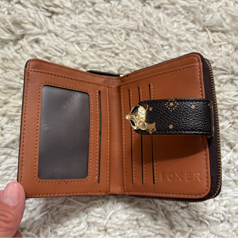 Foxer Folded Zippered Wallet - Picture 3 of 4